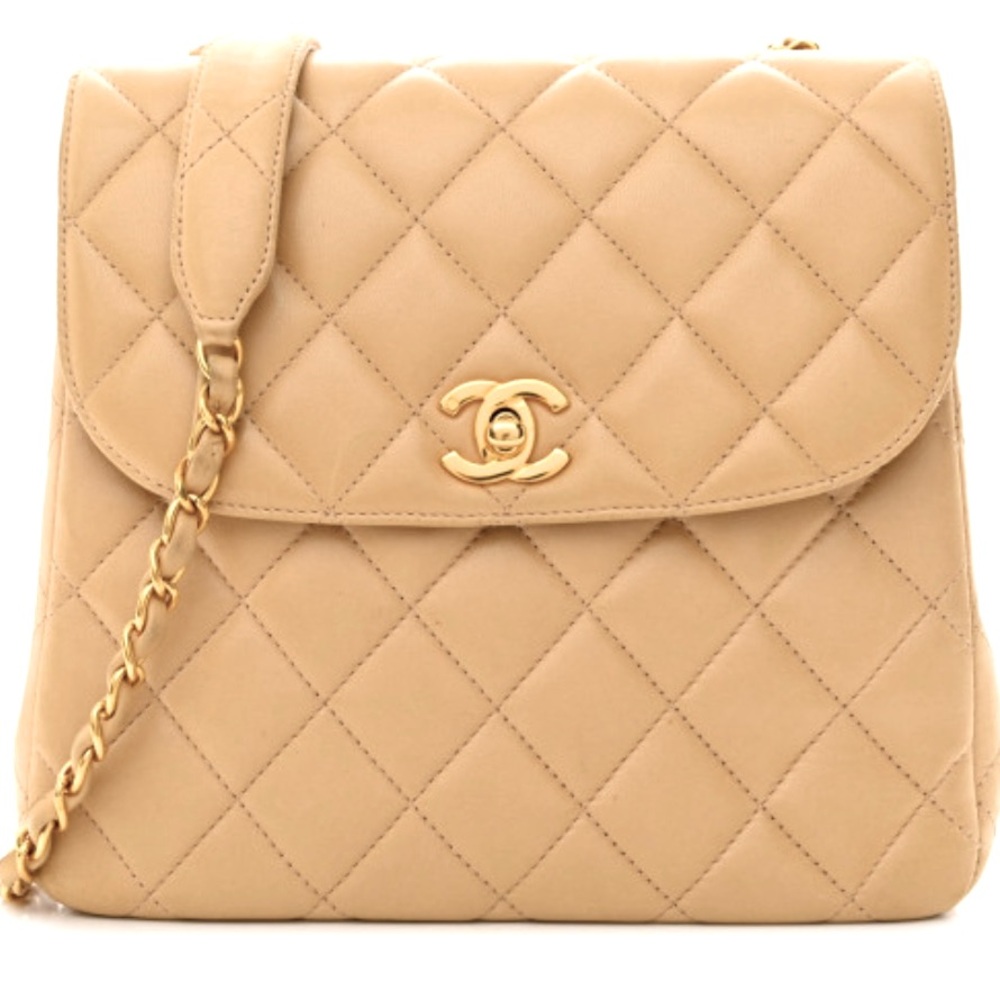 CHANEL authentic Lambskin Quilted Flap Shoulder Bag in Beige.